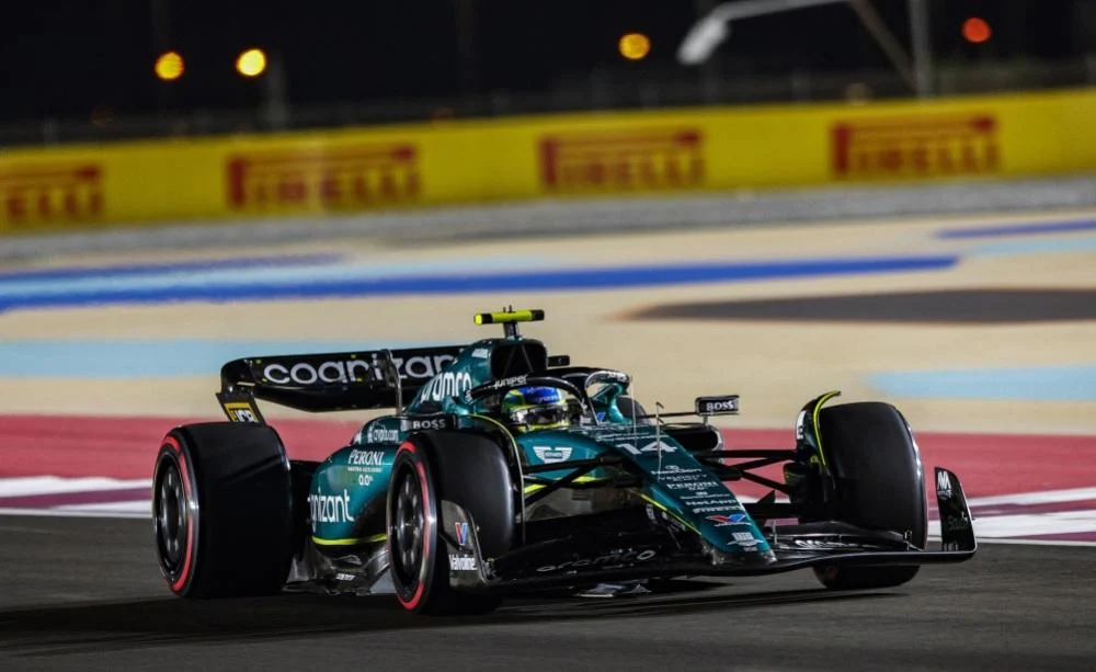 Fernando Alonso ha detto che Aston Martin ha scelto di sacrificare i risultati ottenuti nella Sprint Race in Qatar per migliorare le proprie possibilità nel Gran Premio di domenica.