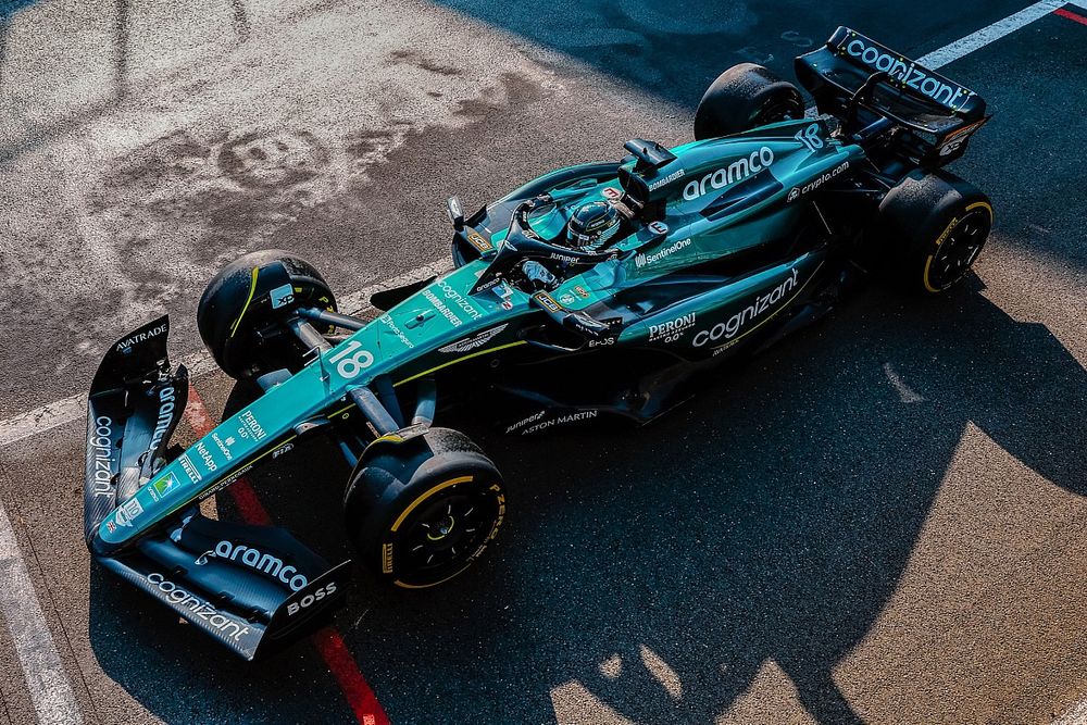 lance stroll aston martin amr2