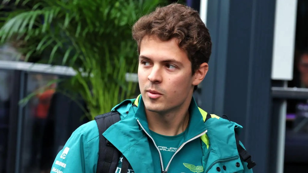 Dopo il forfait registrato all'ultimo, Aston Martin è chiamata a prendere una decisione su chi siederà sulla seconda vettura al fianco di Fernando Alonso in Canada.