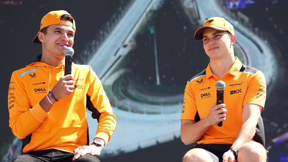 La lotta per il quarto posto nella Classifica Costruttori è ancora aperta, con McLaren ed Aston Martin pronte a darsi battaglia ad Abu Dhabi La lotta per il quarto posto nella Classifica Costruttori è ancora aperta, con McLaren ed Aston Martin pronte a darsi battaglia ad Abu Dhabi