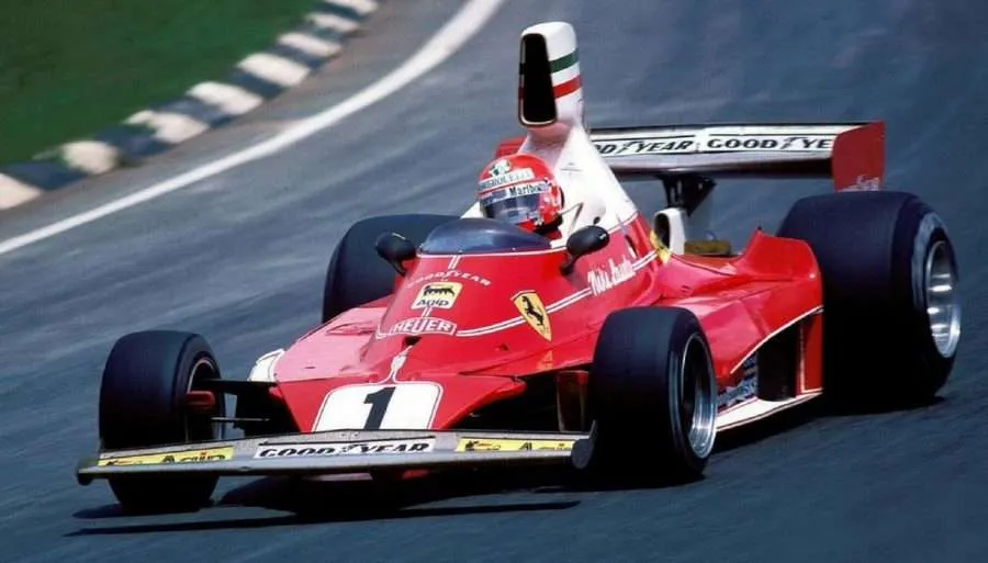 Nel weekend di Las Vegas, Leclerc ottiene la sua ventitreesima pole in carriera, eguagliando Lauda nel suo periodo con la rossa.