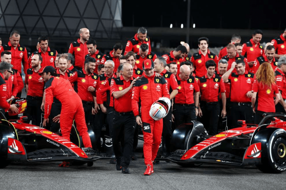 Con il secondo posto di Leclerc ed i zero punti di Sainz raccolti a Yas Marina, si conclude la prima stagione con Vasseur al comando della GeS Ferrari.