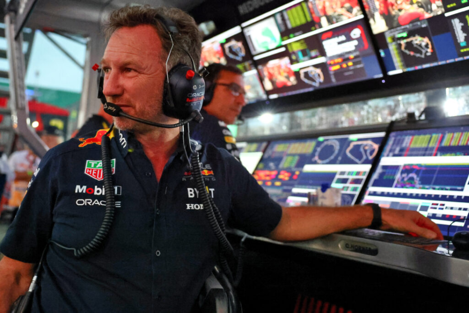 Nell'ultimo fine settimana, il Gran Premio del Brasile ha ospitato la sesta Sprint della stagione, un formato che ha suscitato opinioni contrastanti. Piloti e team spesso si lamentano delle sfide aggiuntive, compresa l'impossibilità di effettuare modifiche alle vetture dopo le prove libere 1. La classifica di venerdì, determinata da pochi giri, può influire sull'intero fine settimana di gara. Alcuni, tra cui Christian Horner, ritengono che il formato attuale delle gare brevi non sia adatto a piloti, squadre e appassionati.
