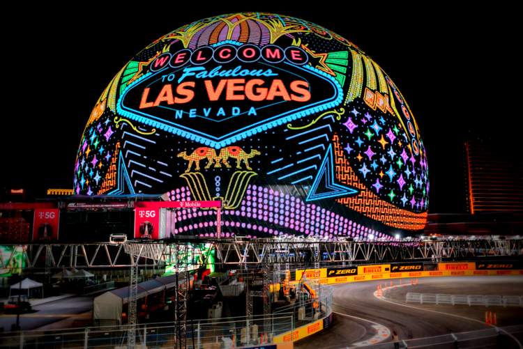 La Sfera a bordo pista a Las Vegas