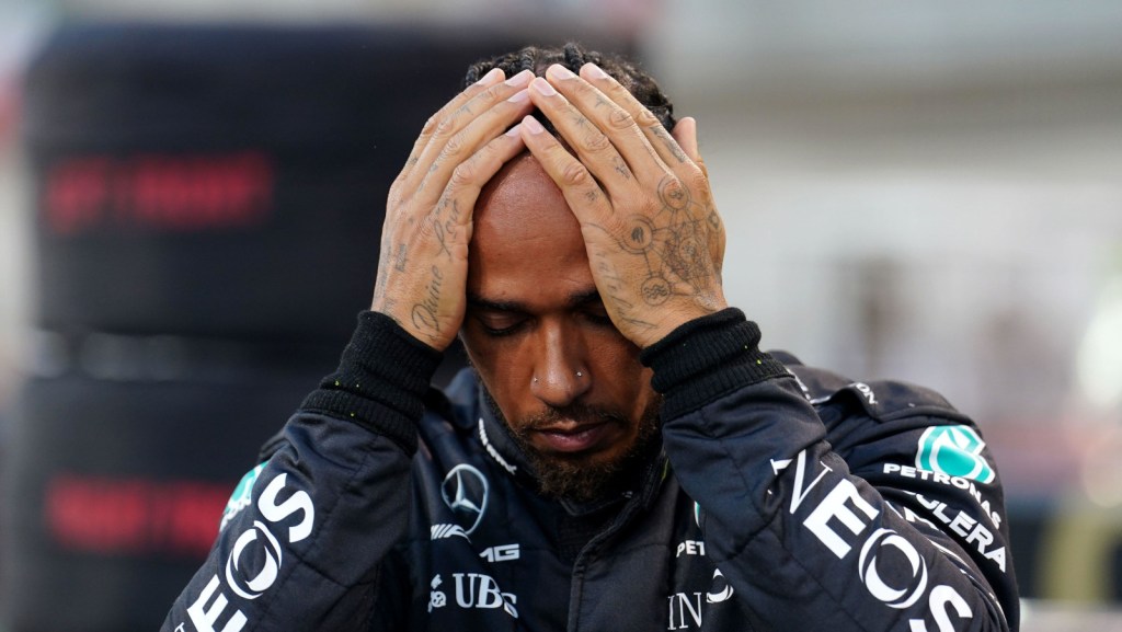 Al termine del GP del Nevada, l'ispettore Lewis Hamilton ha ispezionato in maniera approfondita, annesse fotografie, tutti i fondi delle monoposto avversarie, anche quello dell'AlphaTauri.