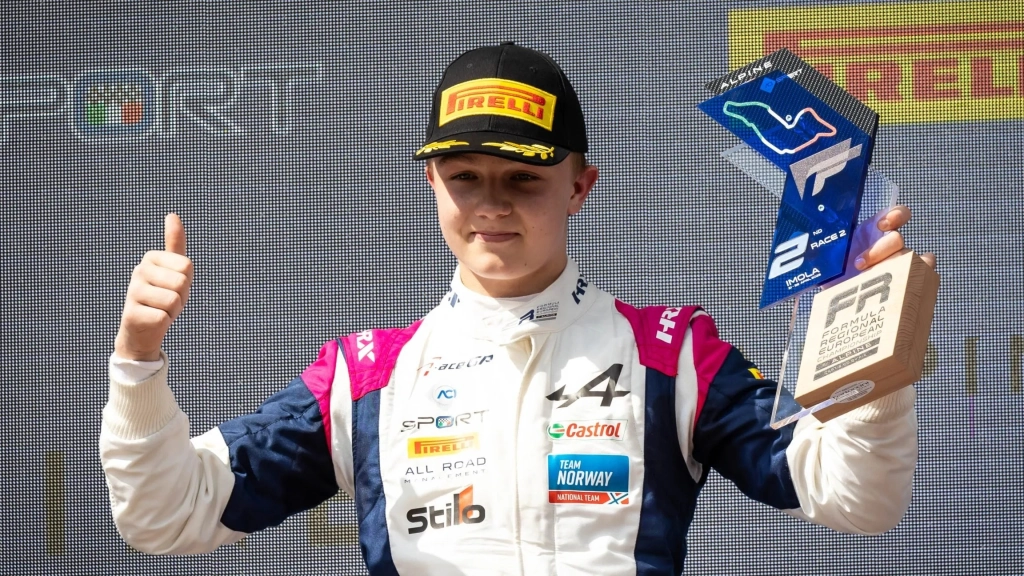 L'Hitech GP ha ingaggiato Martinius Stenshorne, protetto di Nicolas Todt, nella formazione del Campionato FIA Formula 3 2024.
