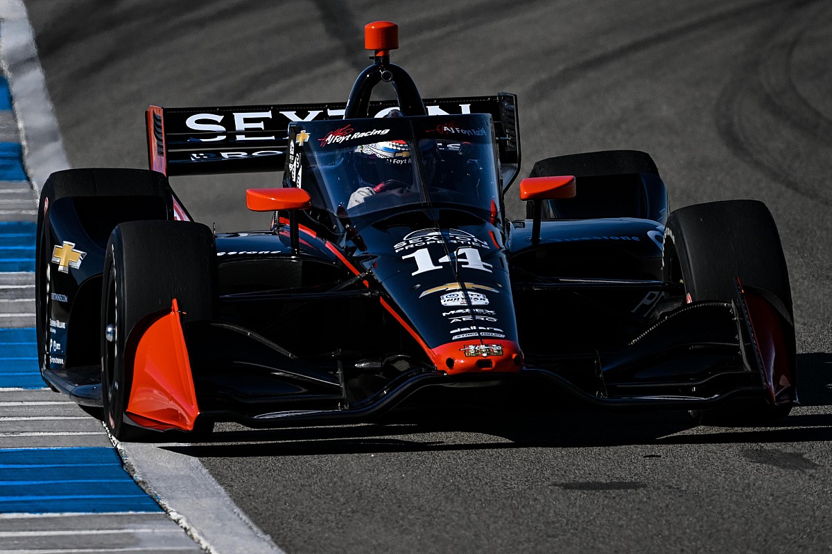 Santino Ferrucci, fresco di riconferma con AJ Foyt per il 2024