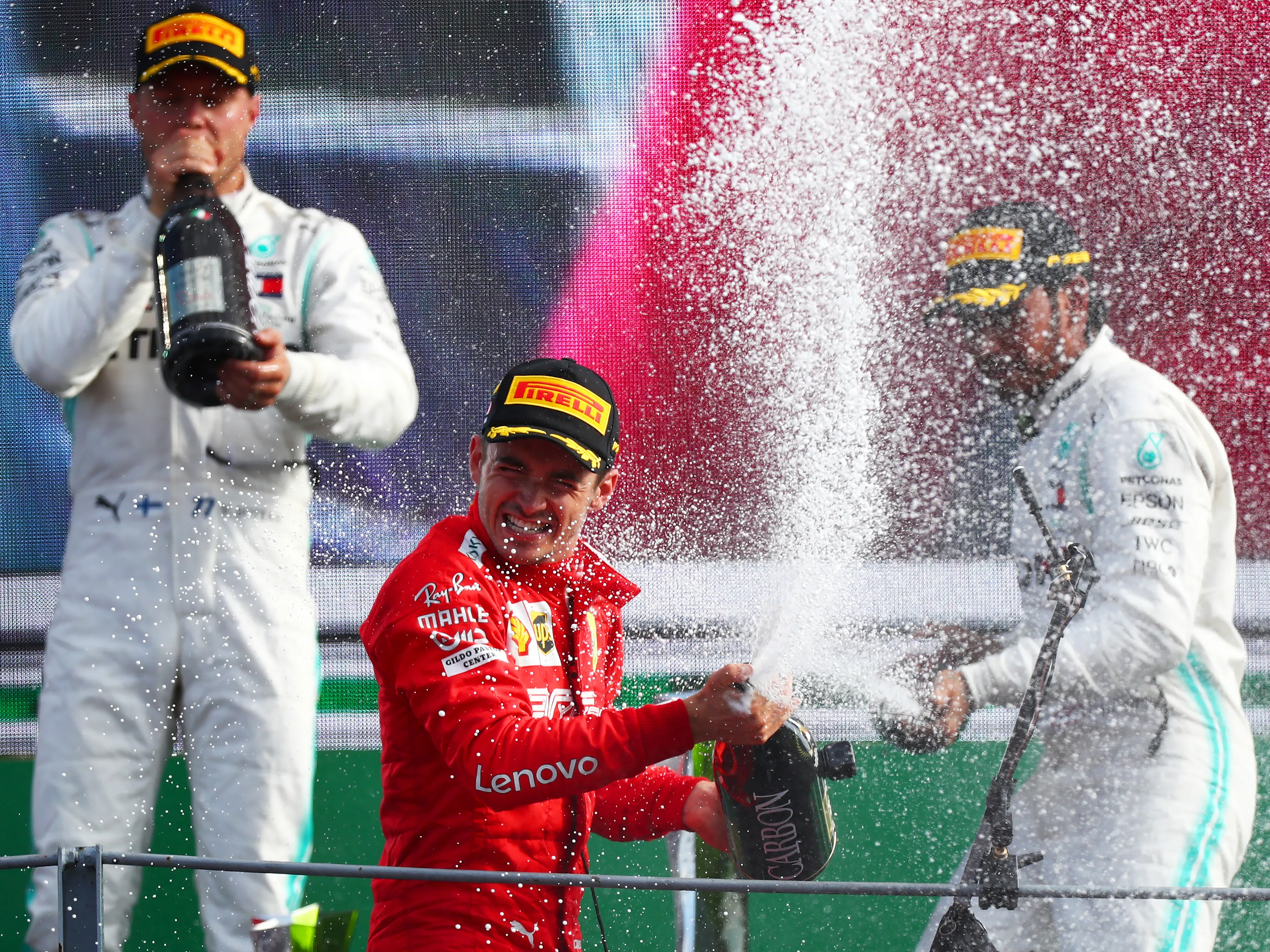 Gp Monza Leclerc champagne