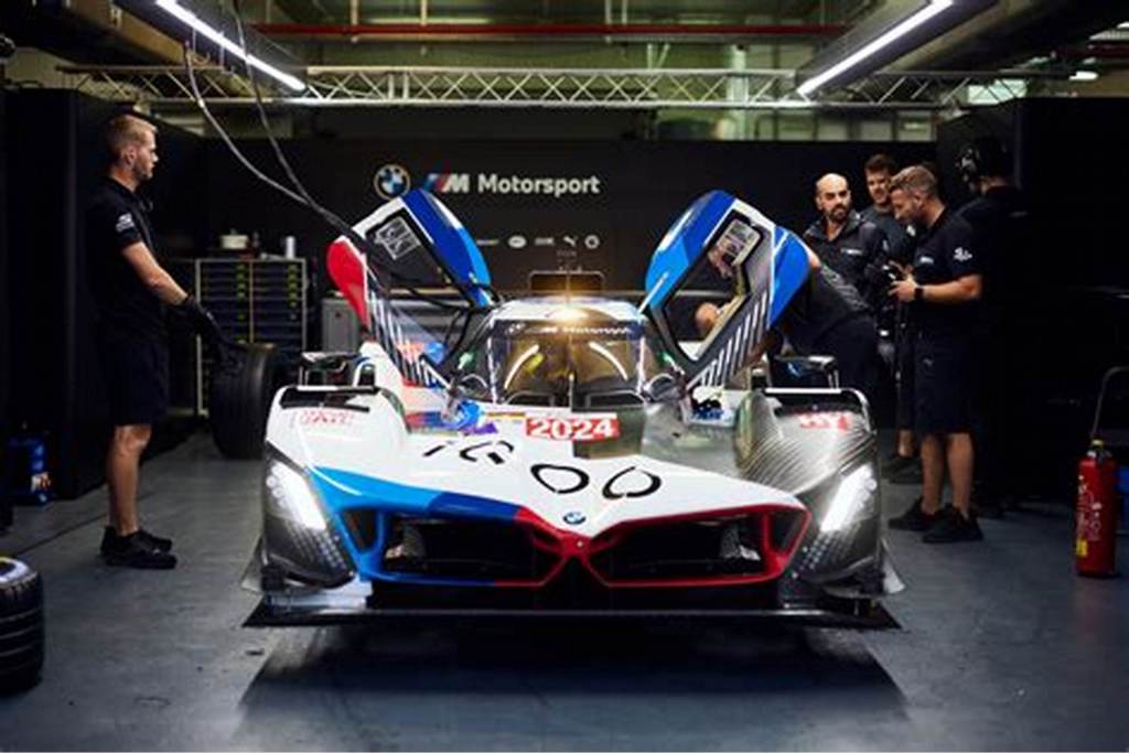 BMW Motorsport e il team WRT hanno annunciato i piloti che correranno nella stagione 2024 del WEC sulla BMW M Hybrid V8.