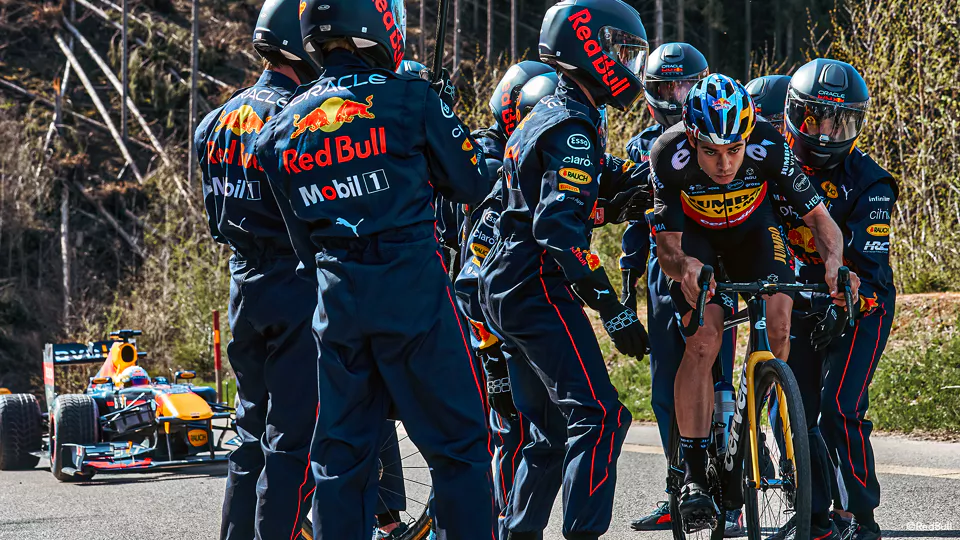Uno degli avvenimenti in cui la Formula 1 ed il ciclismo si sono intrecciati.
