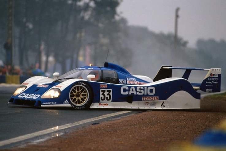 Ripercorriamo la storia del Mondiale endurance con la Toyota TS010, una vettura in grado di rompere le ossa dei suoi piloti