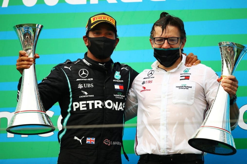 Hamilton e Bono sul podio del Gran Premio d'Ungheria 2020
