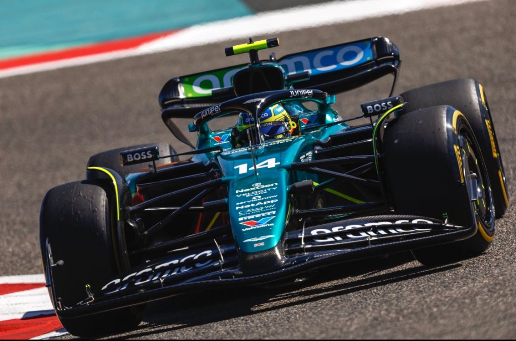 Via ai semafori anche questa mattina per il secondo giorno di test stagionali in Bahrain. Lampo Ferrari con Leclerc. Test conclusi in anticipo per via di una bandiera rossa. 