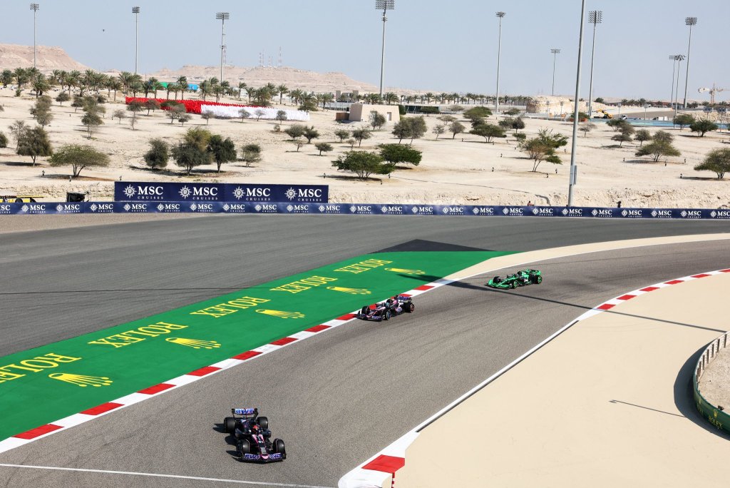 Torna la Formula 1 con le prove libere in Bahrain! Queste FP1, caratterizzate dal vento,  mostrano delle buone McLaren. Ricciardo davanti.