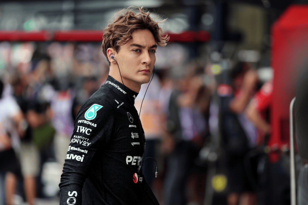 Toto Wolff non si precipiterà nella decisione su chi schierare accanto a George Russell per il 2025, dopo il vuoto lasciato da Lewis Hamilton.