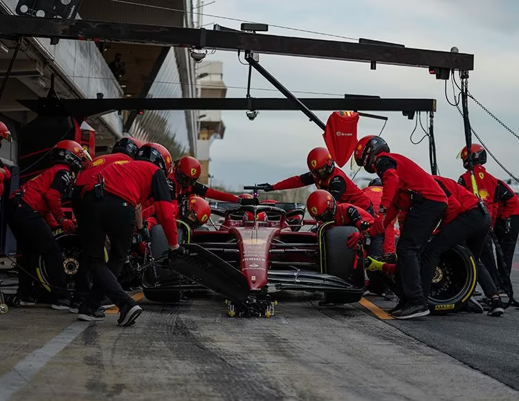 L'ingegnere Luigi Mazzola si dice sicuro che Hamilton porterà la mentalità vincente che in Ferrari manca ormai da tanti anni.