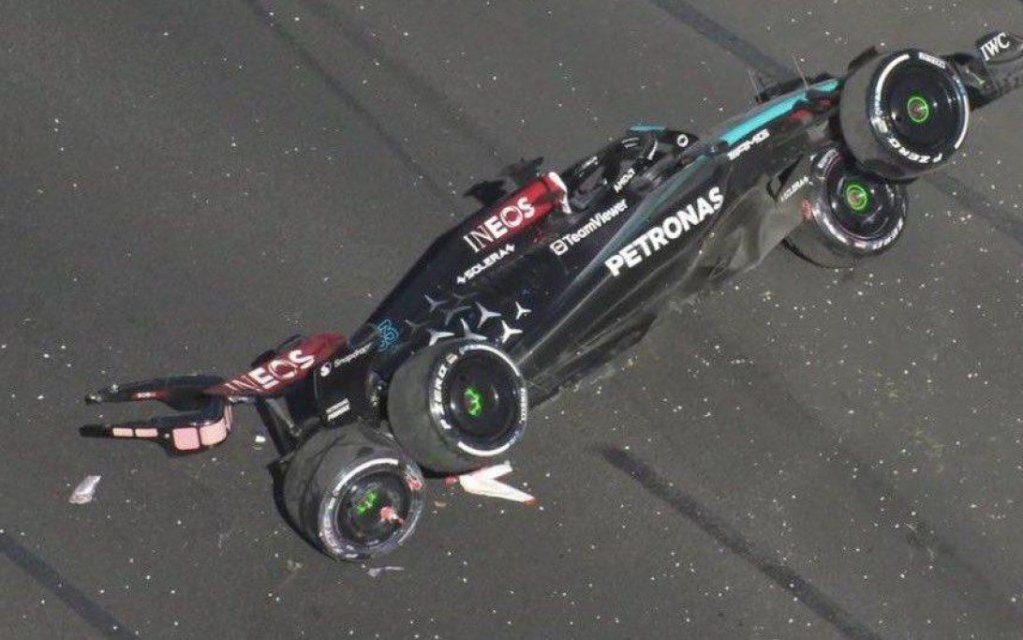 Il pilota asturiano è stato penalizzato per una manovra sportivamente scorretta nei confronti di George Russell, finito poi a muro. 