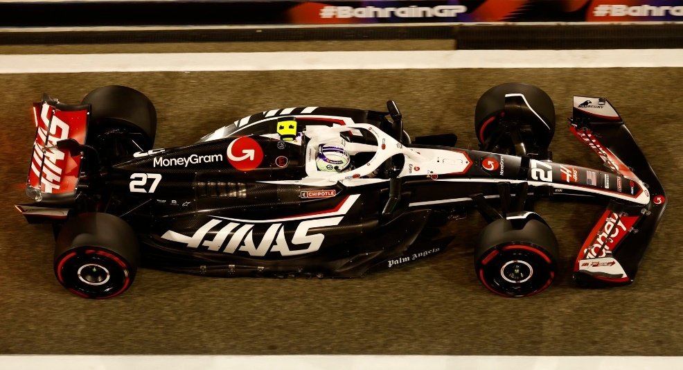 Max si aggiudica la prima pole position dell'anno, ma in Bahrain non sembra scappare così tanto. Qualifiche ottime per Hulkenberg.