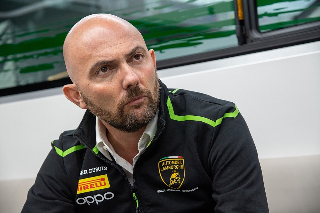Con un colpo di scena inaspettato, il Capo del settore Motorsport di Lamborghini ha rassegnato le dimissioni.