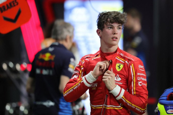 Il debutto di Oliver Bearman in Formula 1 è arrivato prima del previsto. Il giovane britannico, appena diciottenne, è stato costretto a salire sulla Ferrari SF-24 di un indisposto Carlos Sainz e nella sua prima sessione di qualifiche nella massima categoria si è classificato undicesimo. Tuttavia, lui ritiene di essere "più veloce" di quella posizione e spera di poter "rimontare" domani.