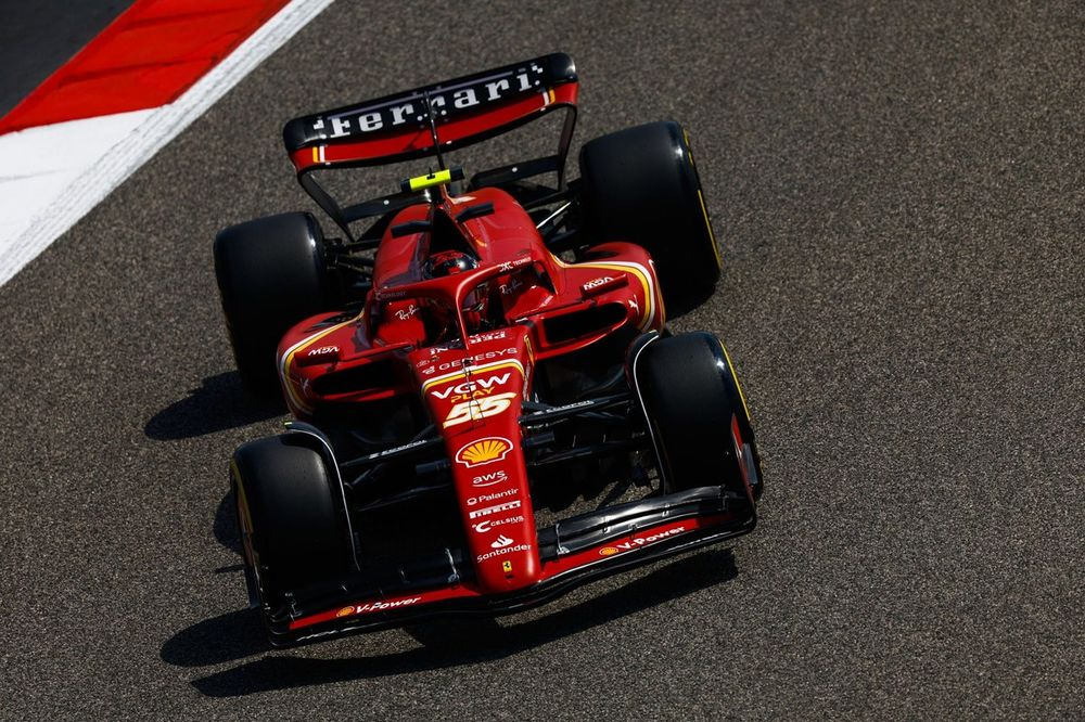 Enrico Cardile, Direttore Tecnico del telaio della Ferrari, ha esaminato il rendimento della SF-24 dopo le prime due gare della stagione, rivelando soddisfazione per il progresso ma anche consapevolezza delle sfide rimanenti.