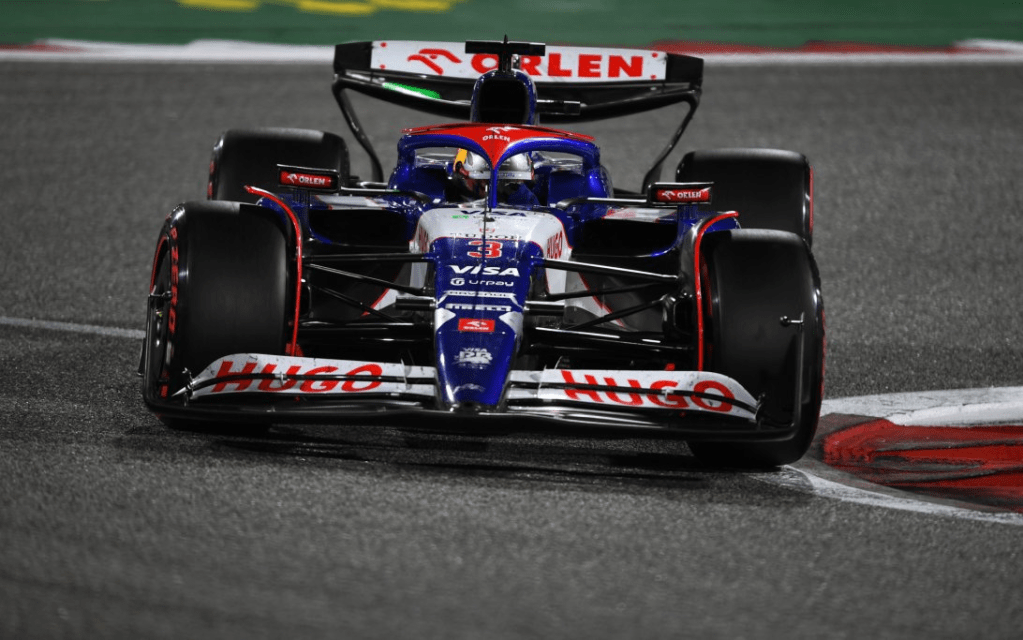 Daniel Ricciardo si è ritrovato in una posizione scomoda dopo il Bahrain, a seguito di uno scambio di tensione con Yuki Tsunoda.