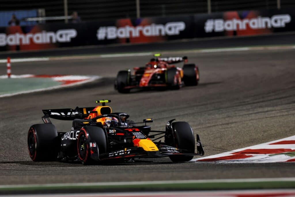 La Red Bull è rimasta sorpresa dalla facilità con cui ha ottenuto una doppietta nella gara di apertura della nuova stagione, ha detto Sergio Perez.