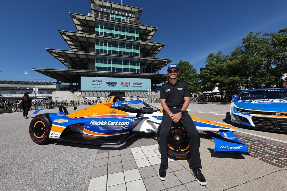 Kyle Larson Indy500 livrery