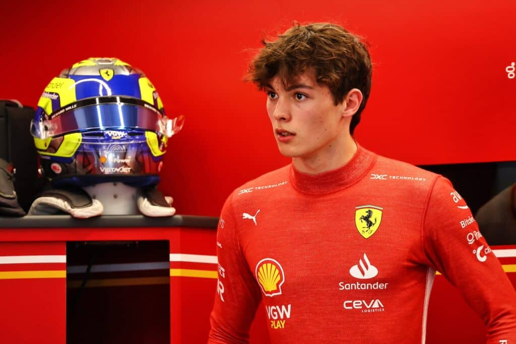 Il pilota britannico Oliver Bearman inizierà la sua prima gara di Formula 1 dall'undicesimo posto per la Scuderia Ferrari nel Gran Premio dell'Arabia Saudita.