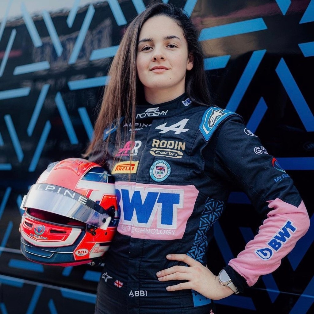 Primo weekend della stagione 2024 per la F1 Academy, in Arabia Saudita. Vediamo insieme chi ha spiccato in queste prime due gare e chi invece ha deluso. 