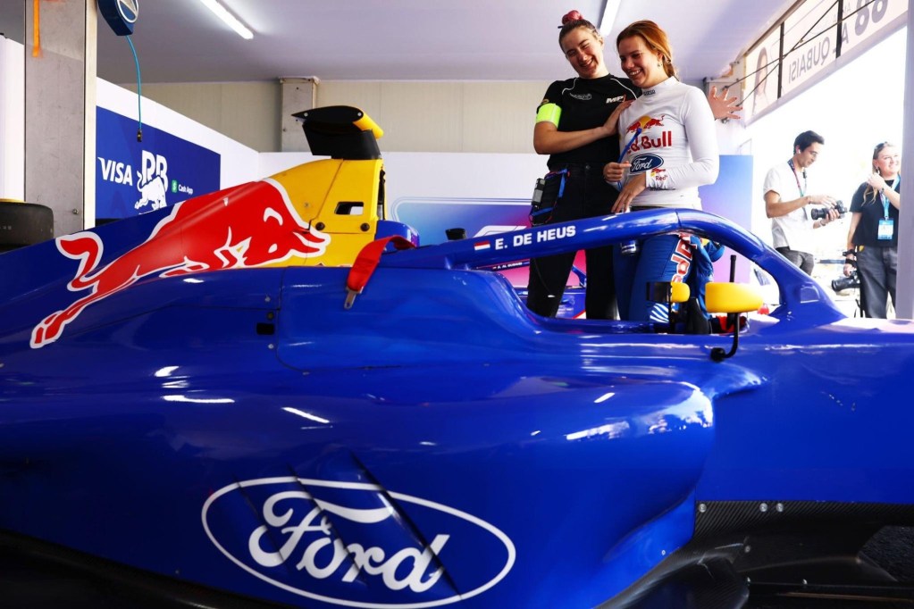 Primo weekend della stagione 2024 per la F1 Academy, in Arabia Saudita. Vediamo insieme chi ha spiccato in queste prime due gara e chi invece ha deluso. 