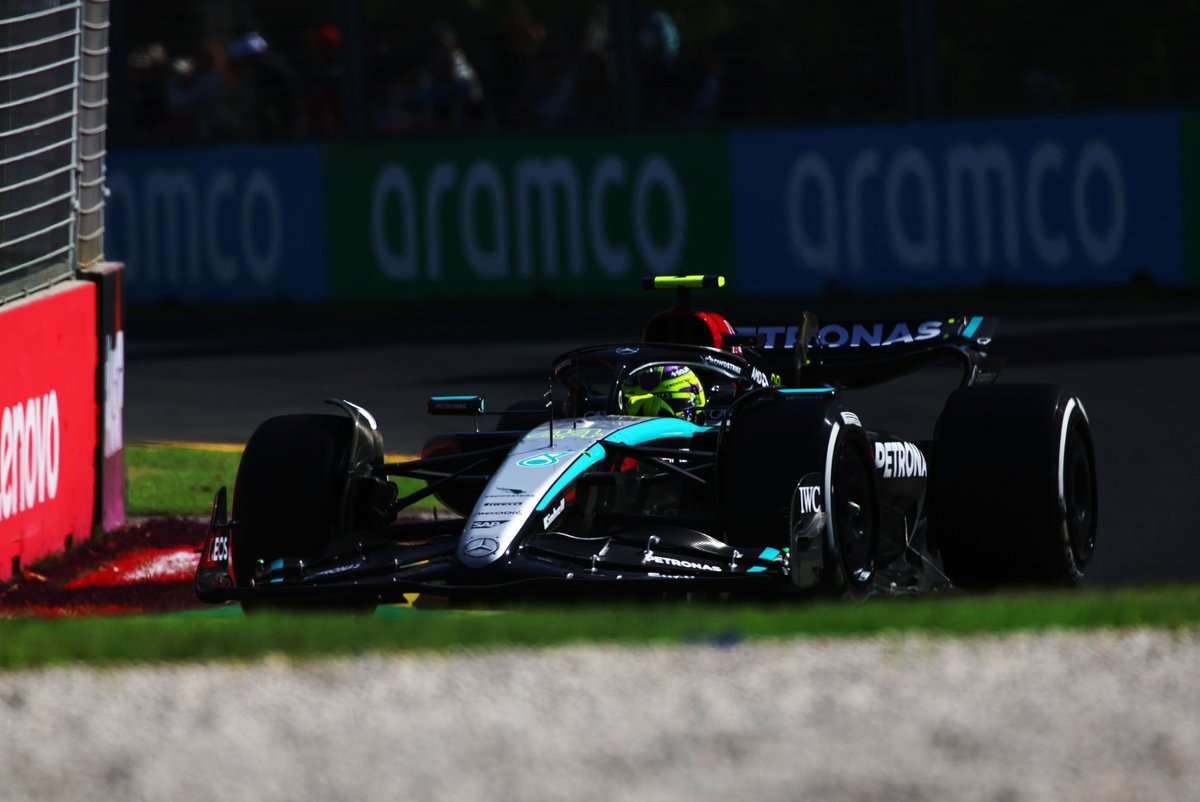 lewis hamilton mercedes