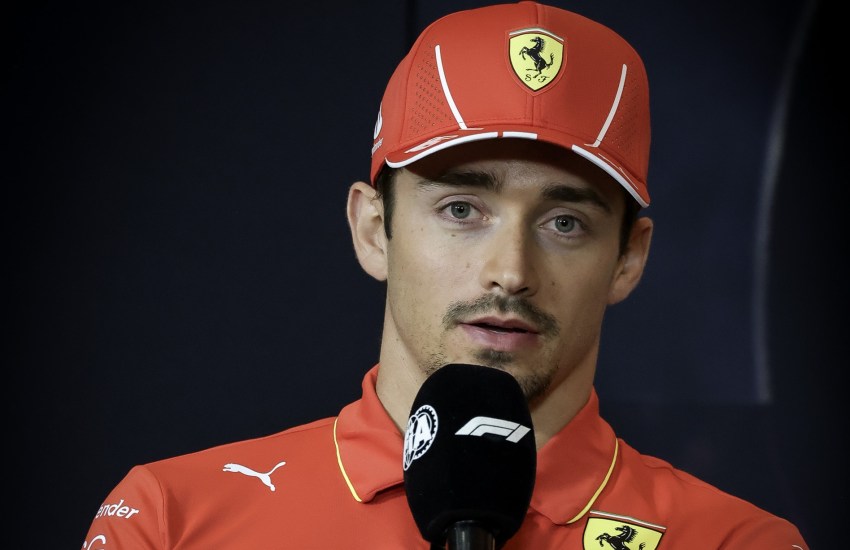 Charles Leclerc durante la conferenza stampa post-gara al Gran Premio di Cina 2024