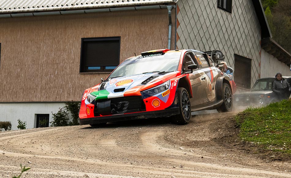 Neuville and Evans exactly level after WRC Croatia Rally Day 1