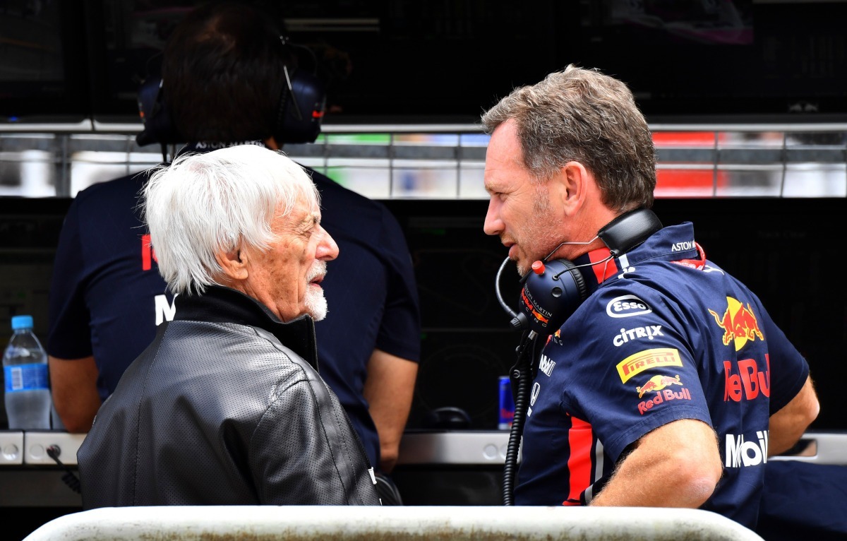 bernie ecclestone speaking to christian horner planetf1