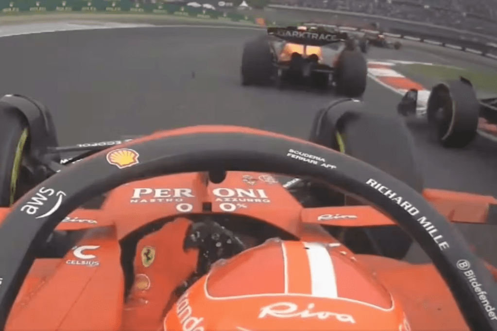 Carlos Sainz non le ha mandate a dire al termine del Gran Premio di Cina. Il pilota spagnolo si è rifiutato di commentare la partenza di Charles Leclerc, che è costata ad entrambi due posizioni al via.