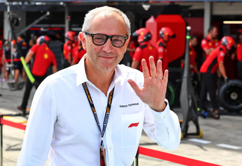 L'amministratore delegato della F1 Stefano Domenicali ha lasciato intendere che altre gare Sprint potrebbero essere in arrivo come "punto di discussione" per il futuro.
