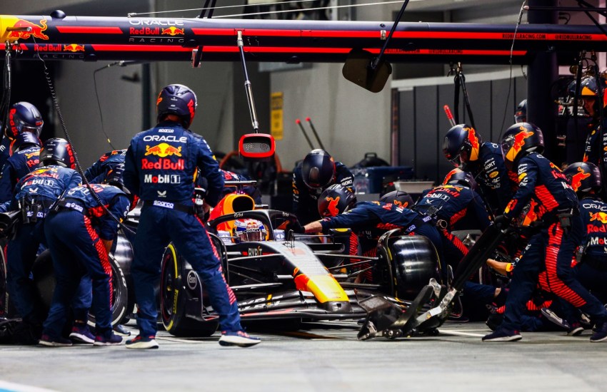 Red Bull ruba motoristi alla Mercedes in ottica 2026