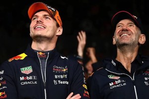 Max Verstappen commenta l'addio di Newey da Red Bull, sottolineandone le qualità ed il contributo dato al team.