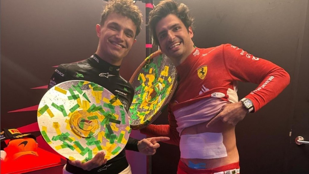 Carlos Sainz elogia l'amico Norris per la sua 1° vittoria a Miami, spiegando di essersela meritata anche grazie ad un pizzico di fortuna.