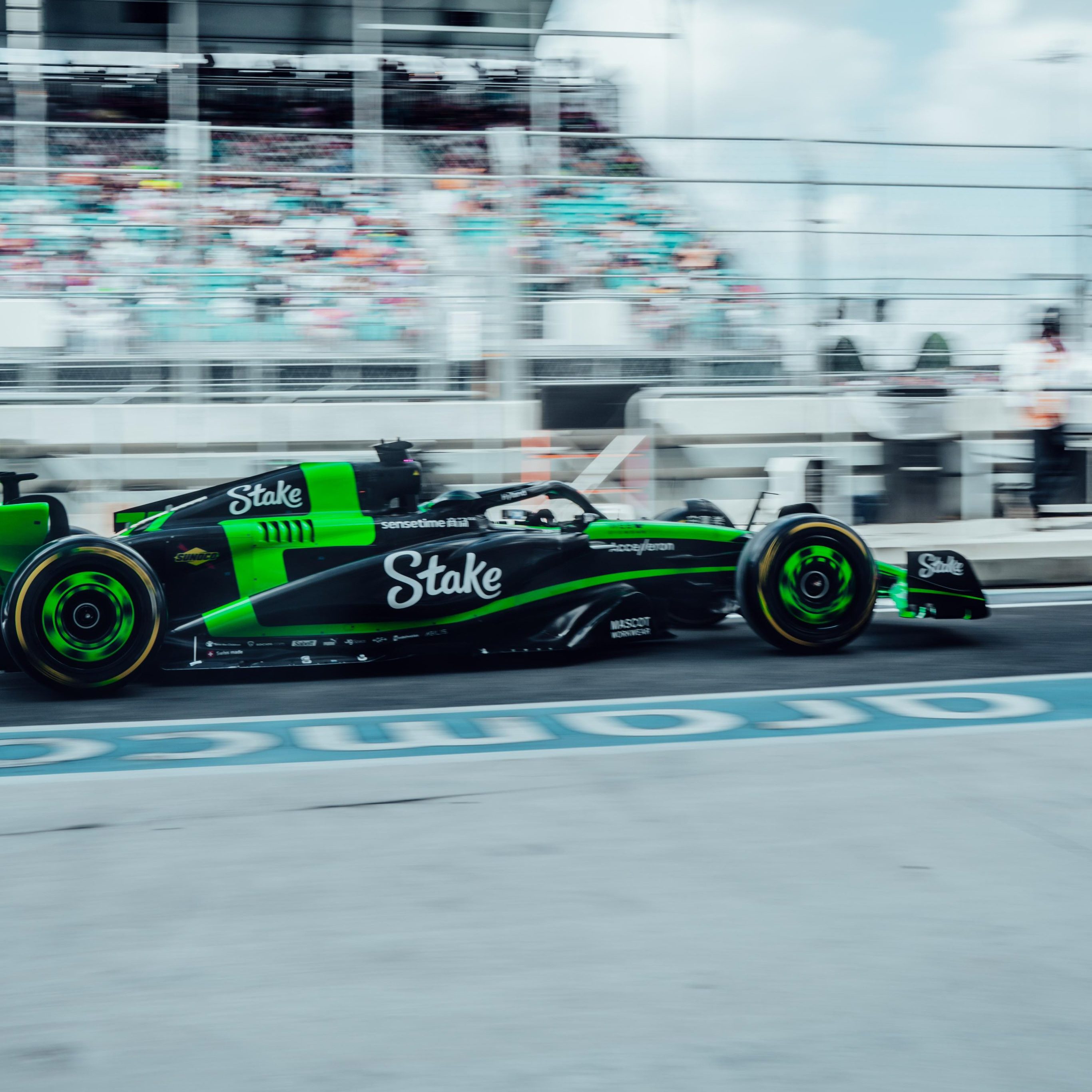 Bottas dovrà scontare 3 posizioni di penalità nella Sprint a Miami, l'impeding effettuato su Piastri è stato determinate. La colpa sarebbe del team, ma non per il regolamento della F1.