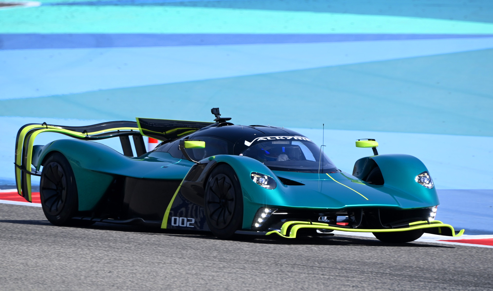 aston martin valkyrie amr pro dynamic debut during 2022 formula one bahrain grand prix 100833636 h 1