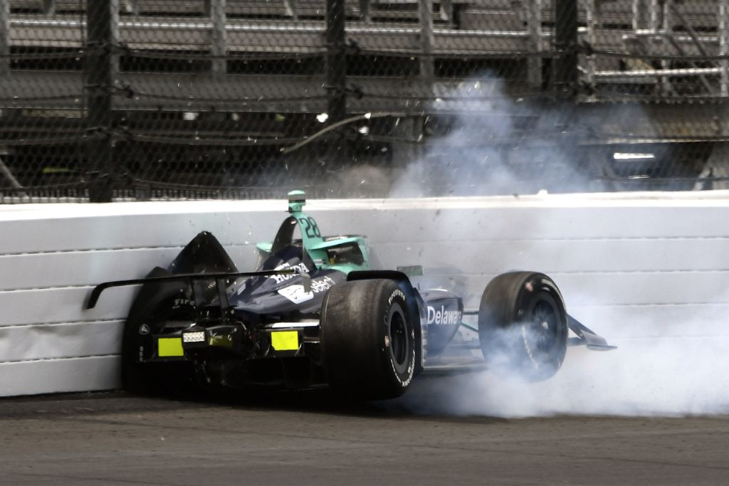 Il terzo giorno di prove per la 108ª edizione dell'Indy 500 è stato caratterizzato dalla leadership di Pato O’Ward dell'Arrow McLaren. Il 25enne messicano ha ottenuto il miglior tempo della giornata, sfruttando un traino mattutino per completare un giro a 228.861 miglia all'ora.