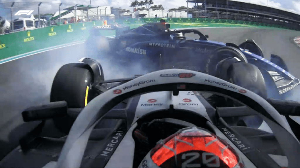 Kevin Magnussen ha affrontato una giornata difficile a causa di una serie di incidenti e penalità durante la gara, culminando in una collisione con Logan Sargeant che ha messo fine alla corsa del pilota della Williams.