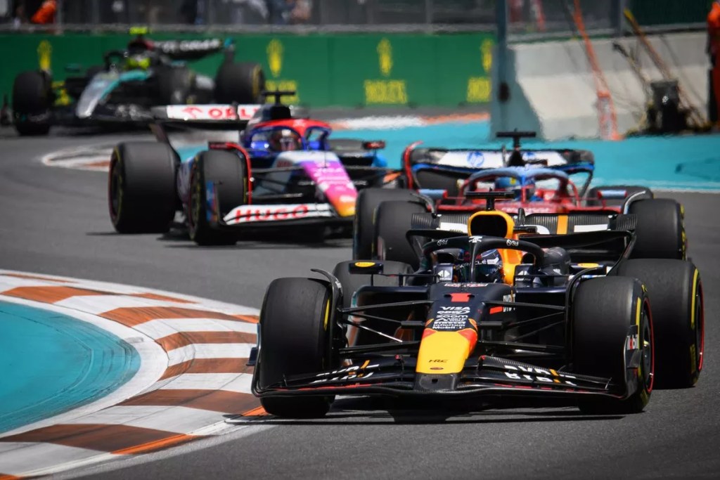 max verstappen red bull racing