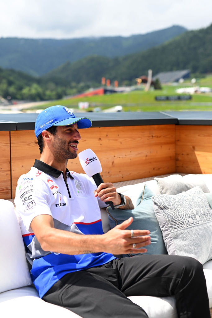 Daniel Ricciardo sa di dover impressionare Red Bull nelle prossime gare dopo che alcuni commenti di Helmut Marko hanno aumentato la pressione sulla sua posizione.
