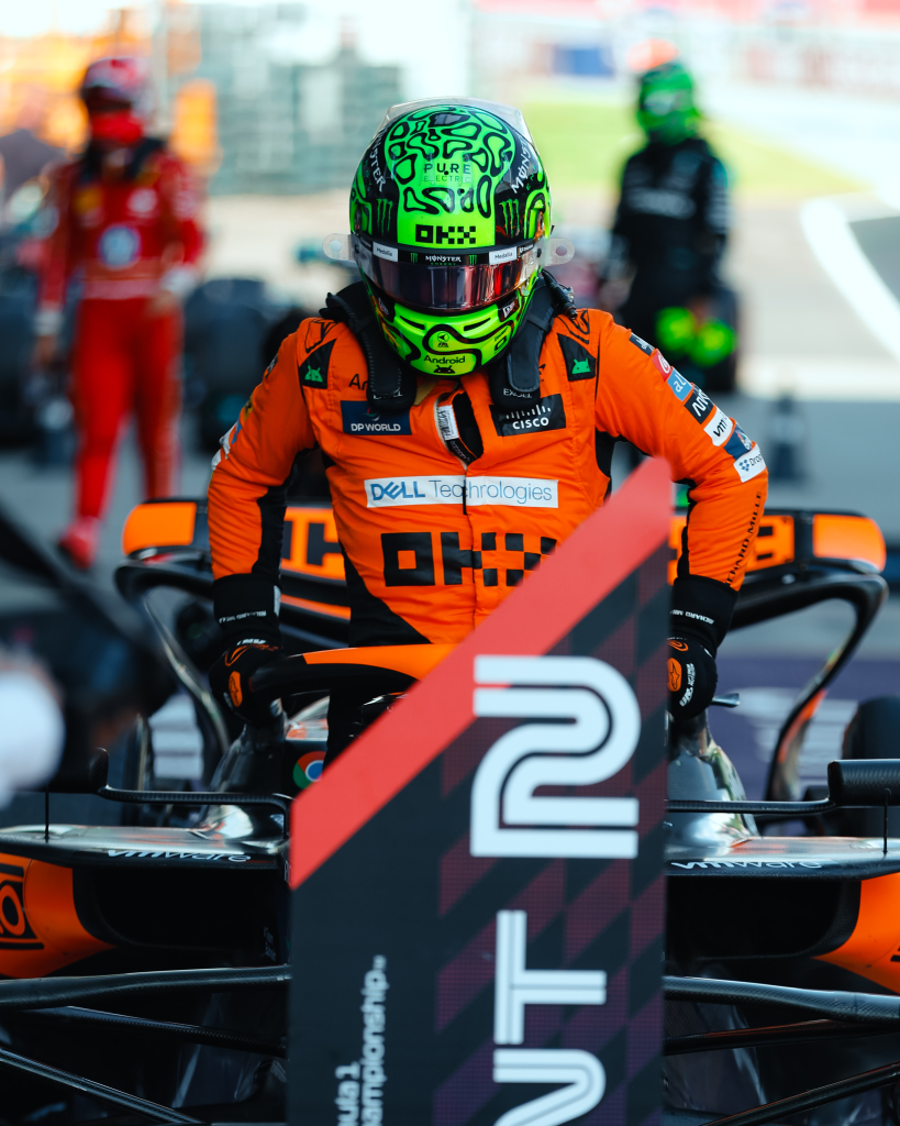La McLaren ha un obiettivo chiaro per la Sprint del GP d'Austria: battere Max Verstappen. I piloti Lando Norris e Oscar Piastri hanno "recuperato il ritmo" e partiranno subito dietro al campione olandese. Entrambi si vedono "decisamente" in lotta con la Red Bull questo fine settimana.