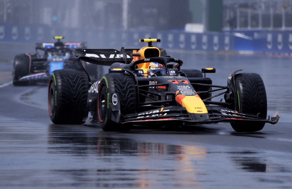 Sergio Pérez ed un periodo disastroso. In Canada, prima l'esclusione in Q1 e poi l'incidente in gara, costringendolo così al ritiro. 