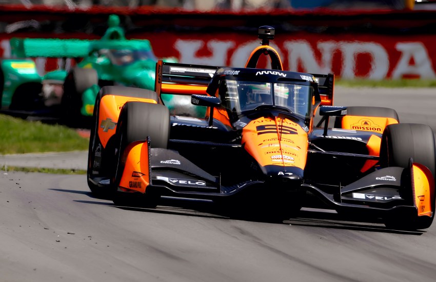 1000028916