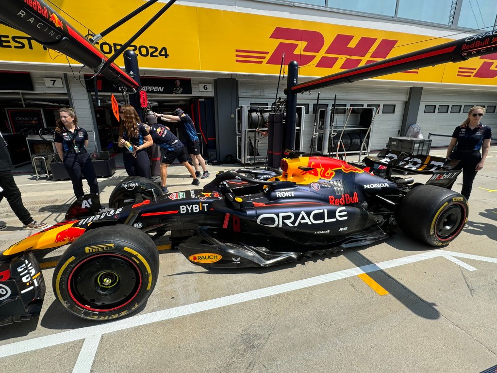 La Red Bull di verstappen alle prove libere 1